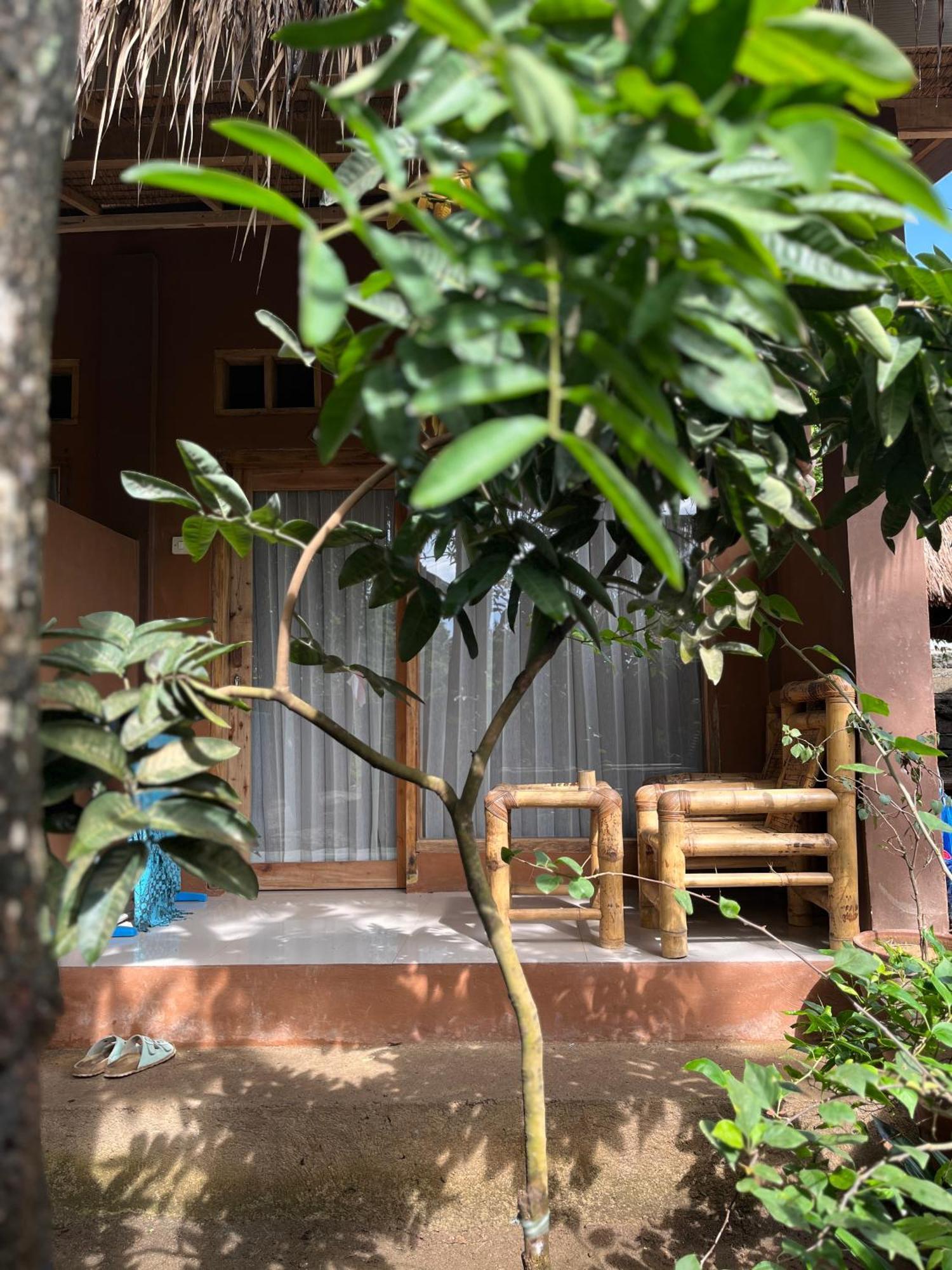 Fullmoon Homestay Kuta  Экстерьер фото